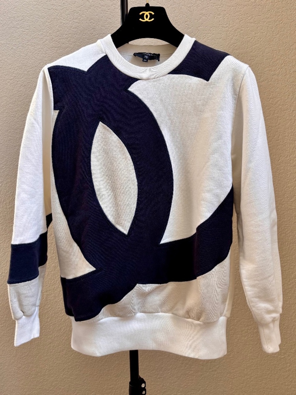 CHANEL Large CC Logo Crewneck Sweatshirt Navy Beige Ivory